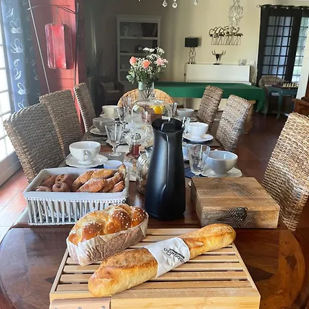 La Belle Chaumiere Bed & Breakfast Bretagne-de-Marsan