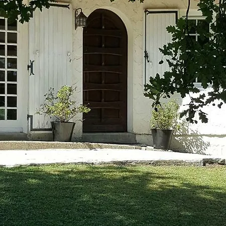 La Belle Chaumiere *