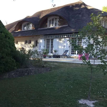 Bed & Breakfast La Belle Chaumiere *