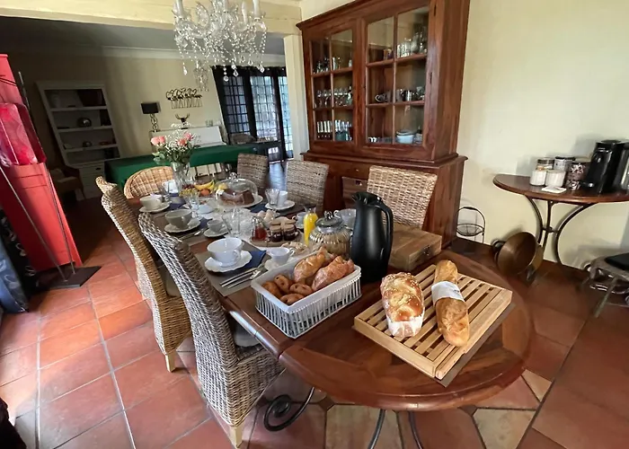 La Belle Chaumiere Panzió 3*